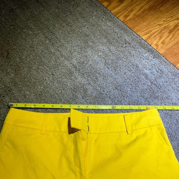 Women’s Doncaster shorts yellow size 10.           Box 4 - Picture 2 of 4